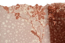 Jasnobrązowy haft 0,5mb