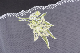 Śnieżnobiały haft, haft w jasnozielony wzór 0,5mb