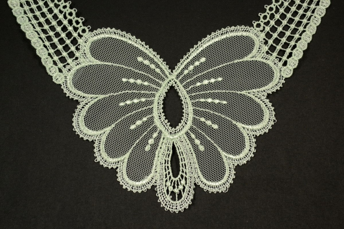 Embroidered appliques in mint colour