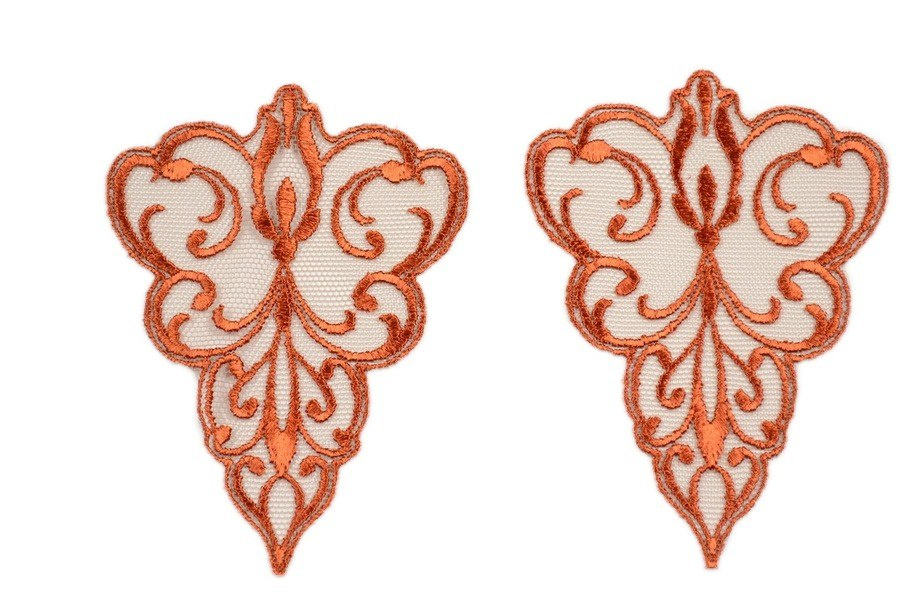 Embroidered appliques 2pcs.