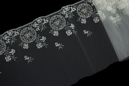 Stabilbny haft ciepła biel 0,6mb