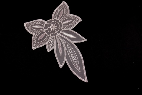 Aplikacja, naszywka, wstawka kwiat jasny róż 1szt.