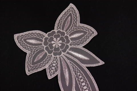 Aplikacja, naszywka, wstawka kwiat jasny róż 1szt.