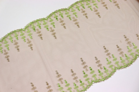 Beżowo zielony haft na tiulu, koronka do szycia, złota nić 0,5mb