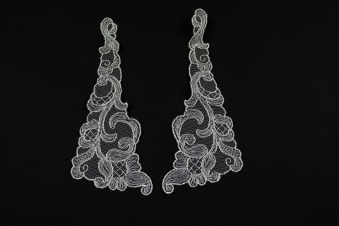 Śmietankowe naszywki, aplikacje, koronki do szycia 1para