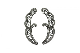 Czarne naszywki, aplikacje gipiurowe pary