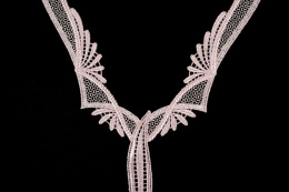 Jasnoróżowe aplikacje, naszywki gipiurowe 2szt.