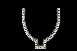 Kremowe aplikacje/ naszywki gipiurowe 2szt.