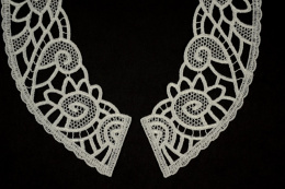 Kremowe gipiurowe aplikacje, naszywki pary