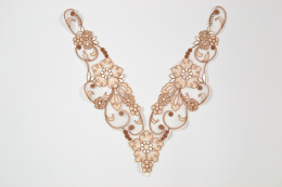 Duża naszywka, apliakcja, kołnierzyk, dekolt 1szt.