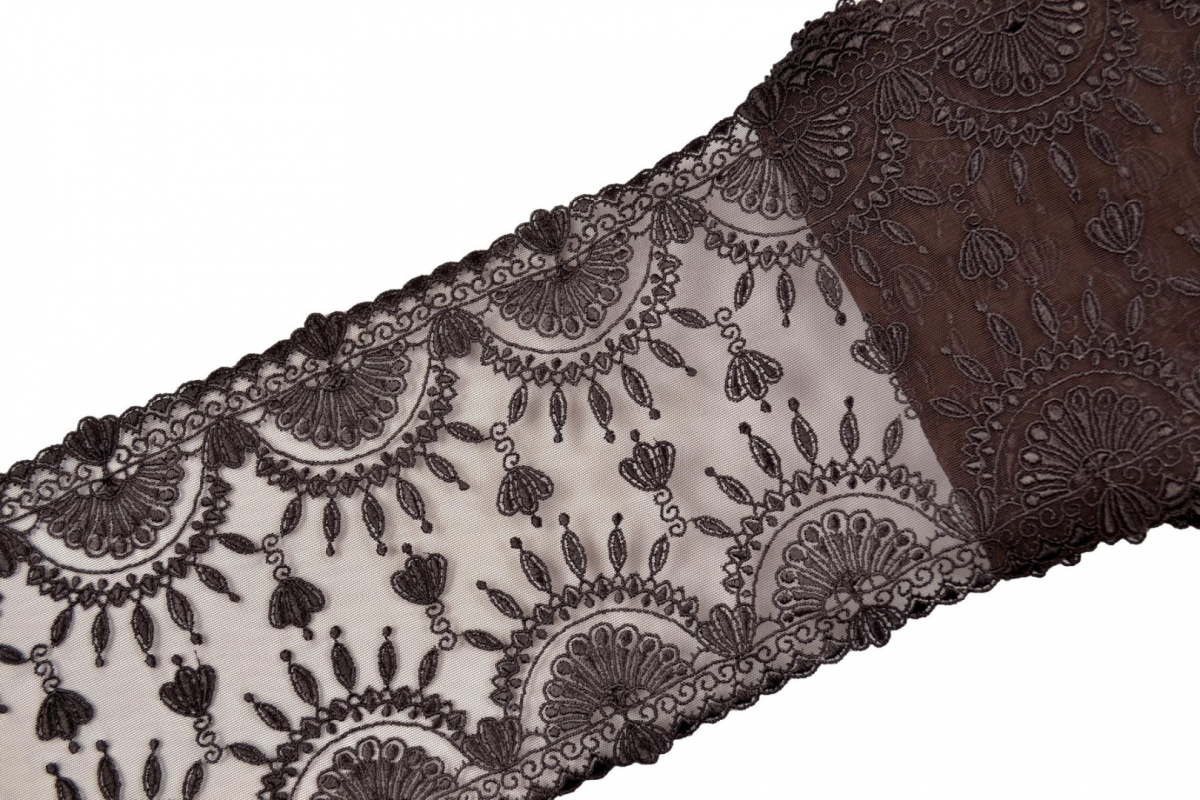 Stretch lace on tulle 1mb