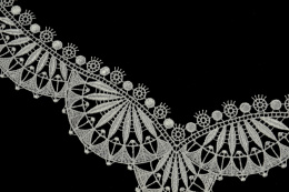 Białe aplikacje gipiurowe 2szt.