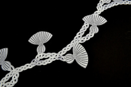 Duża biała aplikacja/ naszywka 1szt.