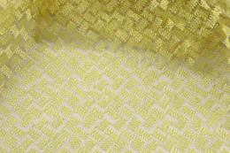 Haftowany materiał na tiulu 1m x 1m