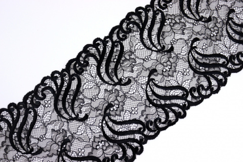 Black lace on tulle 1,1mb