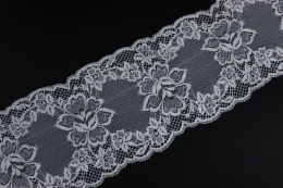 Stretch lace in milk white color 1mb