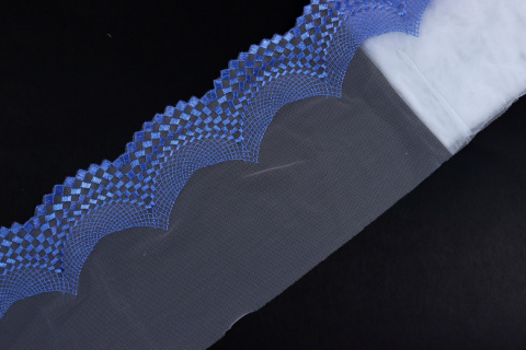 Elastyczny haft na tiulu 0,5mb