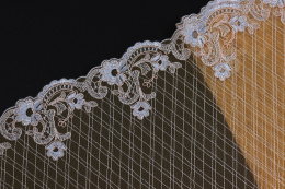 Elastyczny haft w błękitne kwiaty 1mb