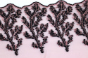 Elastyczny różowy haft na tiulu 1mb