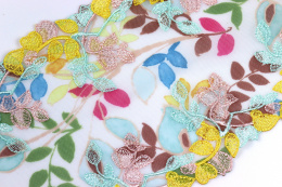 Elastyczny wielokolorowy haft 0,5mb