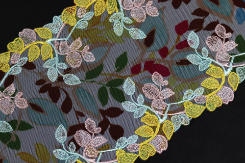 Elastyczny wielokolorowy haft 0,5mb