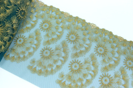 Piękny szeroki haft, złoty wzór 0,5mb