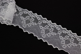 Stretch lace in white color 1mb