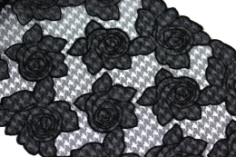 Czarny haft na stabilnym tiulu 0,6mb