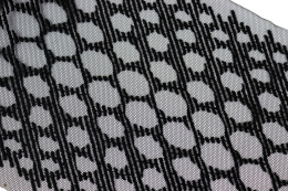 Czarny stabilny haft na tiulu 0,5mb