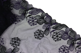 Mocno rozciągliwa koronka na tiulu 0,5mb