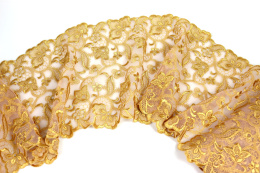 Piękna elastyczna złota koronka na tiulu 0,5mb