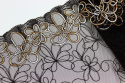 Szeroki brązowy haft w beżowe kwiaty 1,3mb